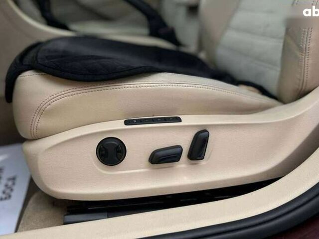 Фольксваген Пассат, об'ємом двигуна 2 л та пробігом 141 тис. км за 13400 $, фото 11 на Automoto.ua