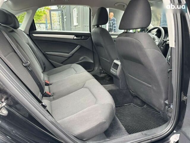 Фольксваген Пассат, объемом двигателя 2.5 л и пробегом 128 тыс. км за 10990 $, фото 10 на Automoto.ua