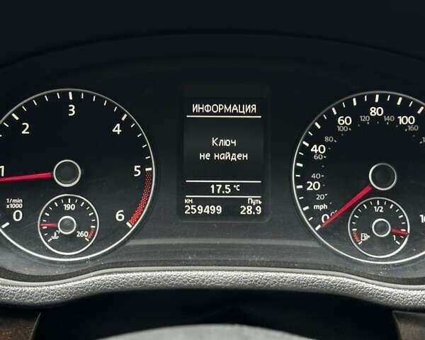 Фольксваген Пассат, об'ємом двигуна 2 л та пробігом 259 тис. км за 12300 $, фото 10 на Automoto.ua
