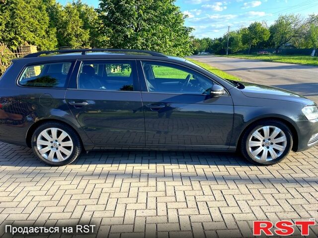 Фольксваген Пассат, об'ємом двигуна 1.6 л та пробігом 240 тис. км за 10300 $, фото 2 на Automoto.ua