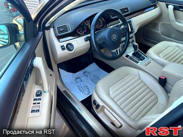 Фольксваген Пассат, объемом двигателя 2 л и пробегом 166 тыс. км за 9700 $, фото 4 на Automoto.ua