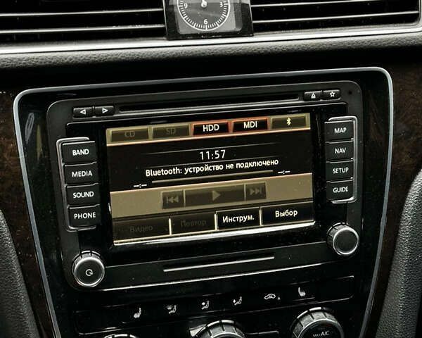 Фольксваген Пассат, об'ємом двигуна 2 л та пробігом 259 тис. км за 12300 $, фото 11 на Automoto.ua