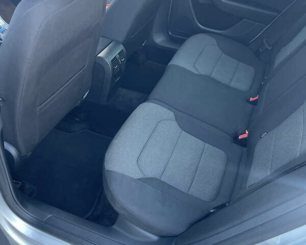 Фольксваген Пассат, объемом двигателя 1.97 л и пробегом 294 тыс. км за 12500 $, фото 13 на Automoto.ua