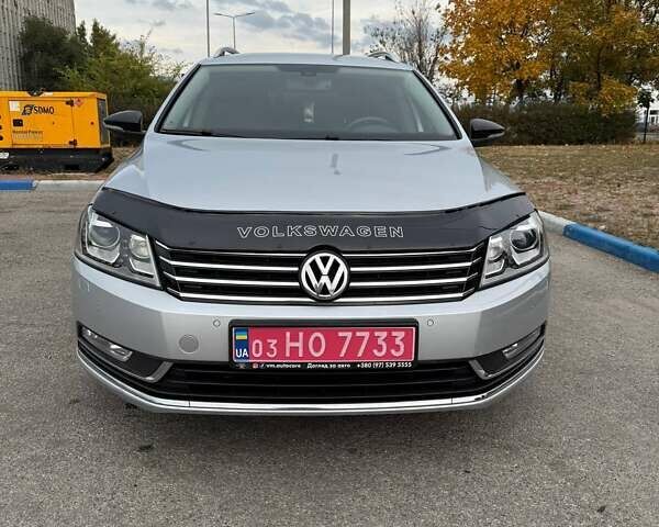 Фольксваген Пассат, об'ємом двигуна 2 л та пробігом 281 тис. км за 12800 $, фото 1 на Automoto.ua
