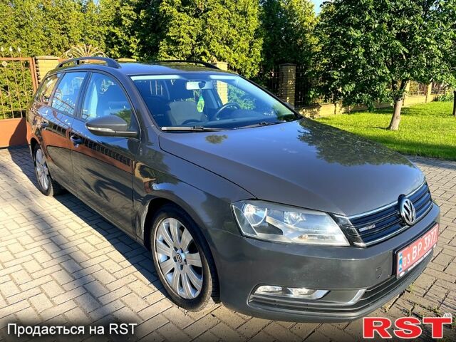 Фольксваген Пассат, об'ємом двигуна 1.6 л та пробігом 240 тис. км за 10300 $, фото 1 на Automoto.ua