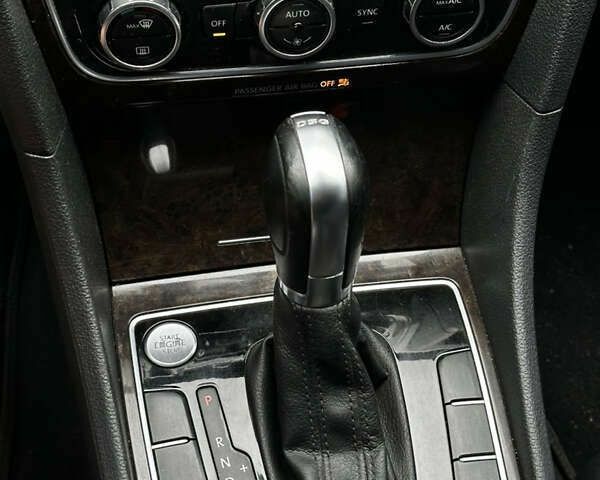 Фольксваген Пассат, об'ємом двигуна 2 л та пробігом 259 тис. км за 12300 $, фото 12 на Automoto.ua
