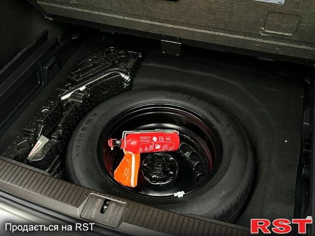 Фольксваген Пассат, объемом двигателя 2 л и пробегом 256 тыс. км за 12699 $, фото 5 на Automoto.ua