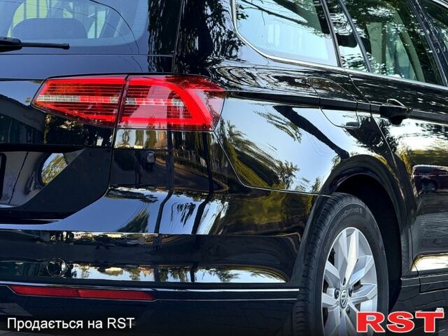 Фольксваген Пассат, объемом двигателя 1.6 л и пробегом 217 тыс. км за 13999 $, фото 6 на Automoto.ua