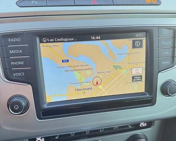 Фольксваген Пассат, объемом двигателя 1.97 л и пробегом 391 тыс. км за 14700 $, фото 9 на Automoto.ua