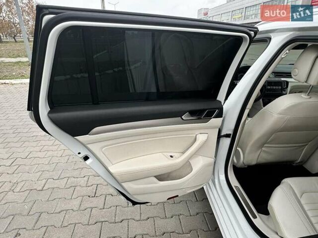 Фольксваген Пассат, объемом двигателя 1.97 л и пробегом 260 тыс. км за 16999 $, фото 16 на Automoto.ua