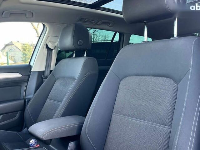 Фольксваген Пассат, объемом двигателя 2 л и пробегом 288 тыс. км за 13700 $, фото 19 на Automoto.ua