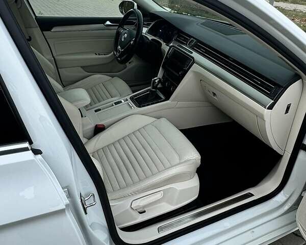 Фольксваген Пассат, объемом двигателя 1.97 л и пробегом 260 тыс. км за 16999 $, фото 20 на Automoto.ua