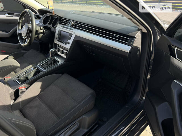 Фольксваген Пассат, объемом двигателя 1.97 л и пробегом 240 тыс. км за 16999 $, фото 14 на Automoto.ua