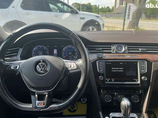 Фольксваген Пассат, объемом двигателя 2 л и пробегом 294 тыс. км за 17900 $, фото 17 на Automoto.ua