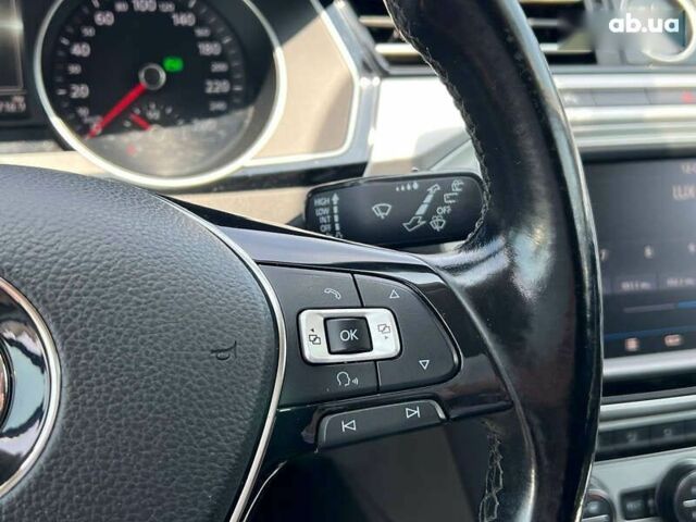 Фольксваген Пассат, объемом двигателя 1.6 л и пробегом 293 тыс. км за 13300 $, фото 13 на Automoto.ua