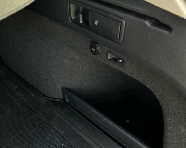 Фольксваген Пассат, объемом двигателя 1.97 л и пробегом 240 тыс. км за 16999 $, фото 6 на Automoto.ua