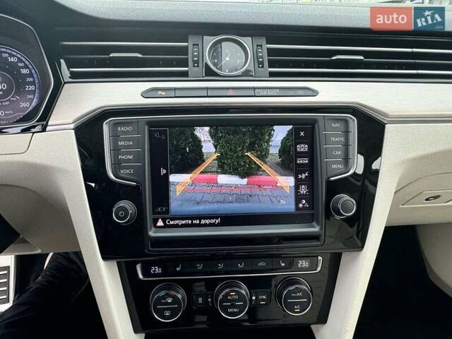 Фольксваген Пассат, объемом двигателя 1.97 л и пробегом 260 тыс. км за 16999 $, фото 15 на Automoto.ua