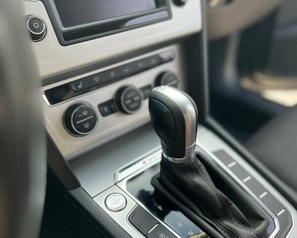 Фольксваген Пассат, объемом двигателя 1.97 л и пробегом 240 тыс. км за 16999 $, фото 11 на Automoto.ua