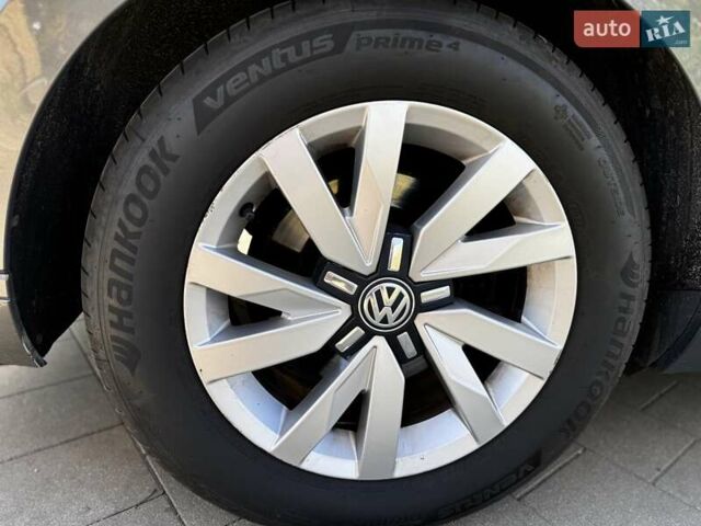 Фольксваген Пассат, объемом двигателя 1.97 л и пробегом 247 тыс. км за 14800 $, фото 5 на Automoto.ua