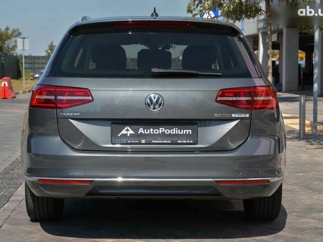 Фольксваген Пассат, об'ємом двигуна 2 л та пробігом 241 тис. км за 16500 $, фото 7 на Automoto.ua