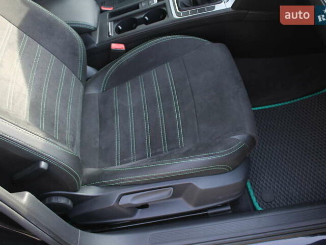 Фольксваген Пассат, объемом двигателя 1.6 л и пробегом 257 тыс. км за 11900 $, фото 22 на Automoto.ua