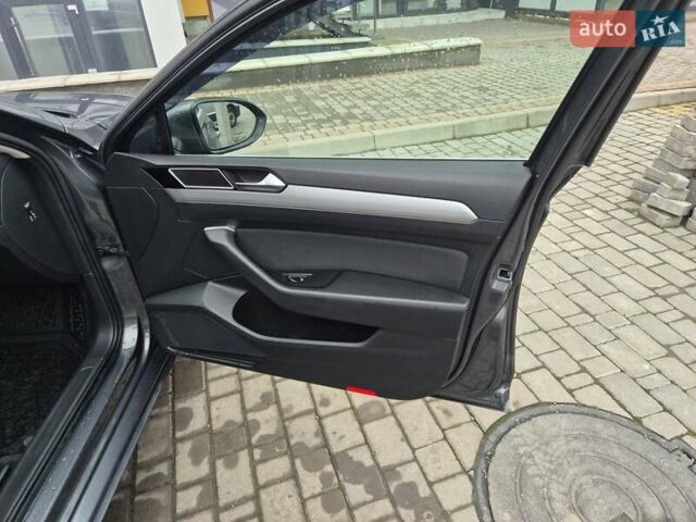 Фольксваген Пассат, объемом двигателя 1.97 л и пробегом 350 тыс. км за 13000 $, фото 38 на Automoto.ua