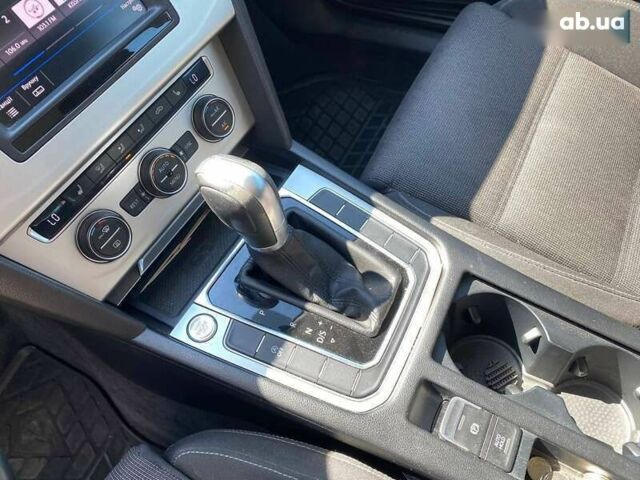 Фольксваген Пассат, объемом двигателя 2 л и пробегом 254 тыс. км за 13300 $, фото 16 на Automoto.ua