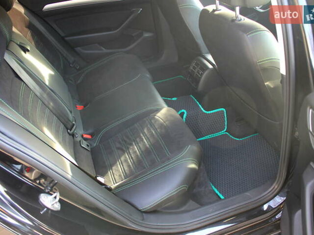 Фольксваген Пассат, объемом двигателя 1.6 л и пробегом 257 тыс. км за 11900 $, фото 19 на Automoto.ua