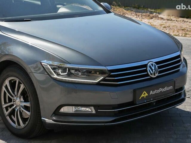 Фольксваген Пассат, об'ємом двигуна 2 л та пробігом 241 тис. км за 16500 $, фото 5 на Automoto.ua