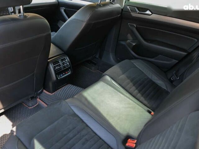Фольксваген Пассат, об'ємом двигуна 2 л та пробігом 241 тис. км за 16500 $, фото 23 на Automoto.ua