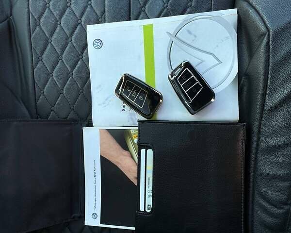 Фольксваген Пассат, объемом двигателя 1.97 л и пробегом 247 тыс. км за 14800 $, фото 17 на Automoto.ua