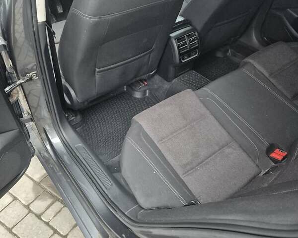 Фольксваген Пассат, объемом двигателя 1.97 л и пробегом 350 тыс. км за 13000 $, фото 7 на Automoto.ua