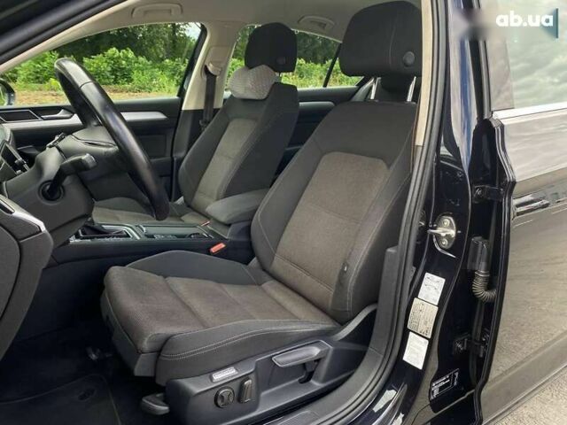 Фольксваген Пассат, объемом двигателя 1.6 л и пробегом 313 тыс. км за 14990 $, фото 17 на Automoto.ua