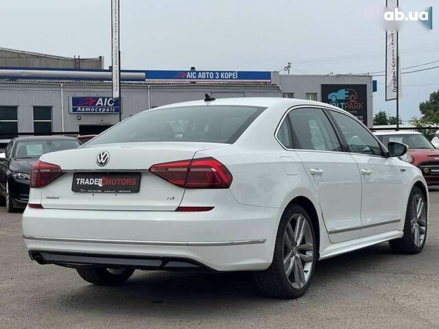 Фольксваген Пассат, объемом двигателя 1.8 л и пробегом 137 тыс. км за 14290 $, фото 12 на Automoto.ua