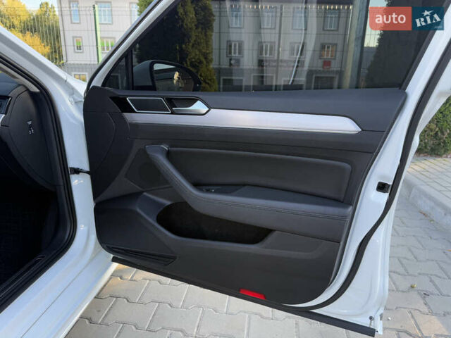 Фольксваген Пассат, об'ємом двигуна 2 л та пробігом 232 тис. км за 18950 $, фото 28 на Automoto.ua
