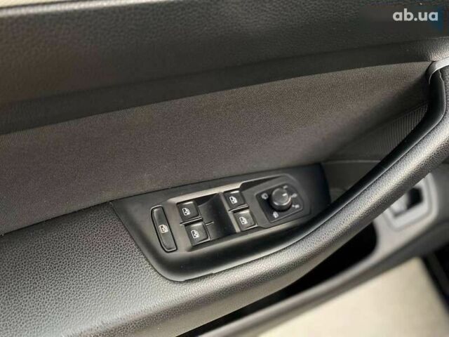 Фольксваген Пассат, объемом двигателя 1.6 л и пробегом 313 тыс. км за 14990 $, фото 25 на Automoto.ua