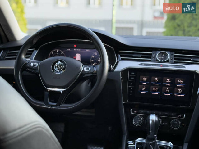 Фольксваген Пассат, об'ємом двигуна 2 л та пробігом 232 тис. км за 18950 $, фото 40 на Automoto.ua