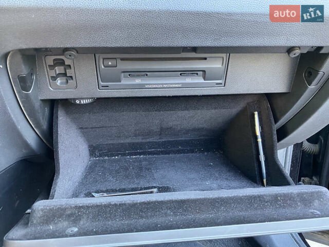Фольксваген Пассат, объемом двигателя 2 л и пробегом 328 тыс. км за 18500 $, фото 26 на Automoto.ua