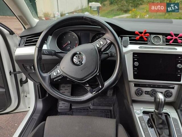 Фольксваген Пассат, объемом двигателя 2 л и пробегом 248 тыс. км за 16200 $, фото 29 на Automoto.ua