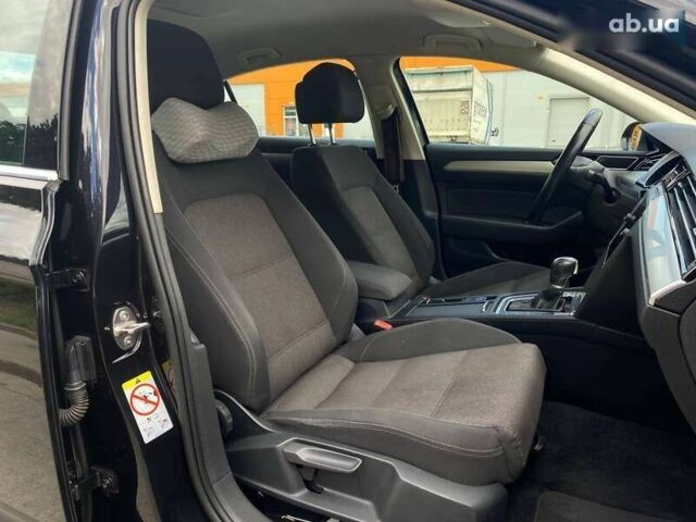 Фольксваген Пассат, объемом двигателя 1.6 л и пробегом 313 тыс. км за 14990 $, фото 18 на Automoto.ua