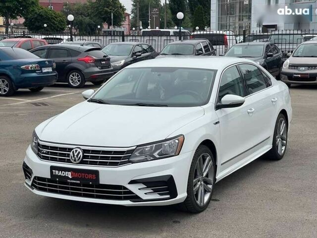 Фольксваген Пассат, объемом двигателя 1.8 л и пробегом 137 тыс. км за 14290 $, фото 5 на Automoto.ua