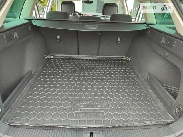 Фольксваген Пассат, объемом двигателя 2 л и пробегом 248 тыс. км за 16200 $, фото 43 на Automoto.ua