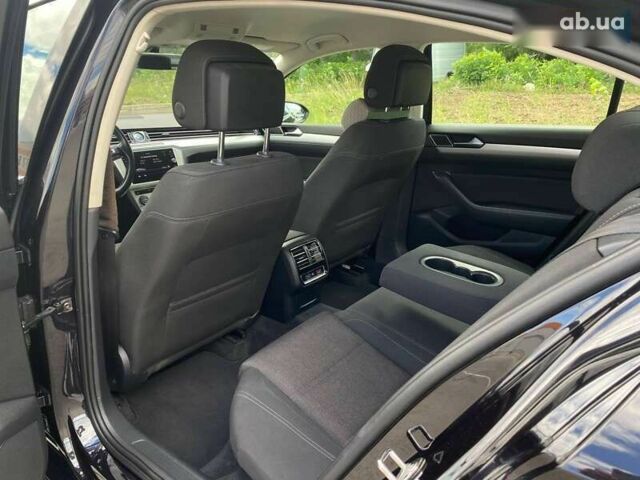 Фольксваген Пассат, объемом двигателя 1.6 л и пробегом 313 тыс. км за 14990 $, фото 22 на Automoto.ua