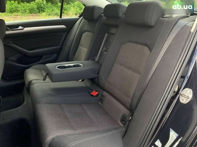 Фольксваген Пассат, объемом двигателя 1.6 л и пробегом 313 тыс. км за 14990 $, фото 24 на Automoto.ua
