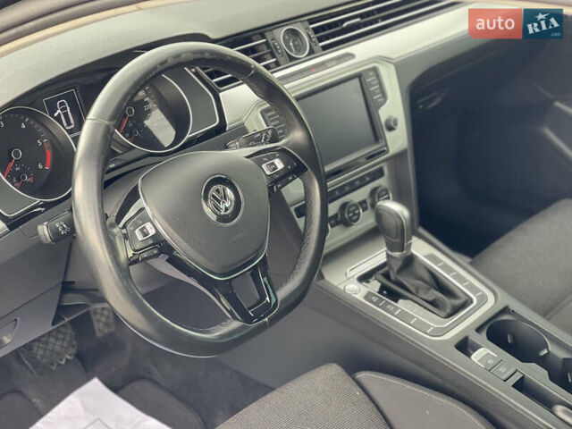 Фольксваген Пассат, об'ємом двигуна 2 л та пробігом 169 тис. км за 15300 $, фото 20 на Automoto.ua