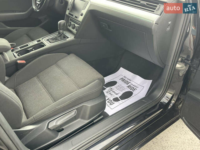 Фольксваген Пассат, об'ємом двигуна 2 л та пробігом 169 тис. км за 15300 $, фото 32 на Automoto.ua