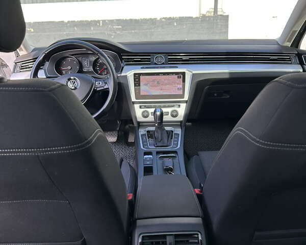 Фольксваген Пассат, объемом двигателя 2 л и пробегом 198 тыс. км за 19500 $, фото 19 на Automoto.ua