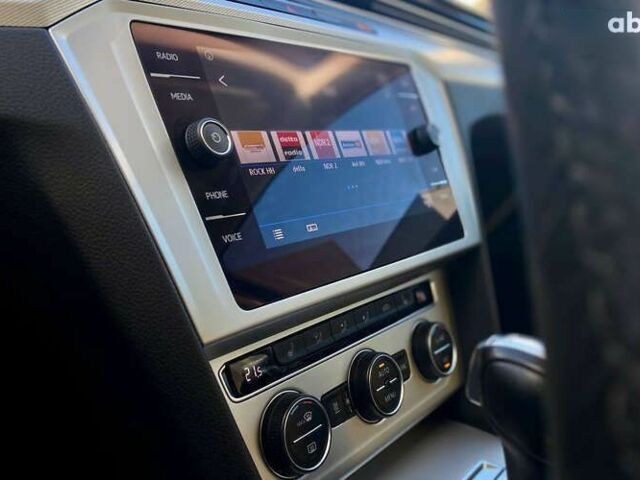 Фольксваген Пассат, об'ємом двигуна 2 л та пробігом 231 тис. км за 17700 $, фото 14 на Automoto.ua