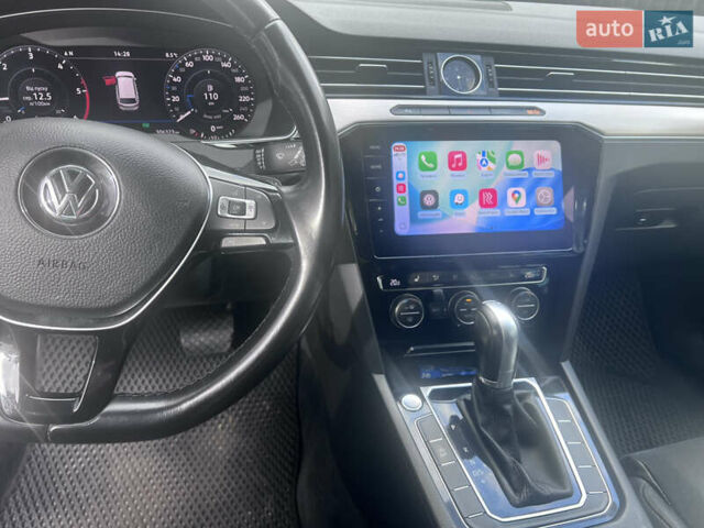 Фольксваген Пассат, объемом двигателя 2 л и пробегом 306 тыс. км за 20000 $, фото 1 на Automoto.ua