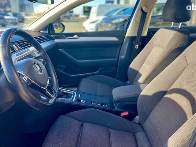 Фольксваген Пассат, об'ємом двигуна 2 л та пробігом 231 тис. км за 17700 $, фото 11 на Automoto.ua